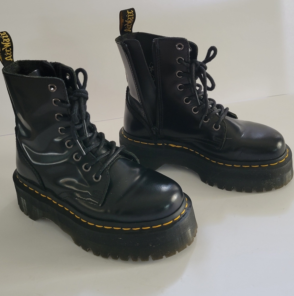 Dr. Martens Jadon Platform Boot